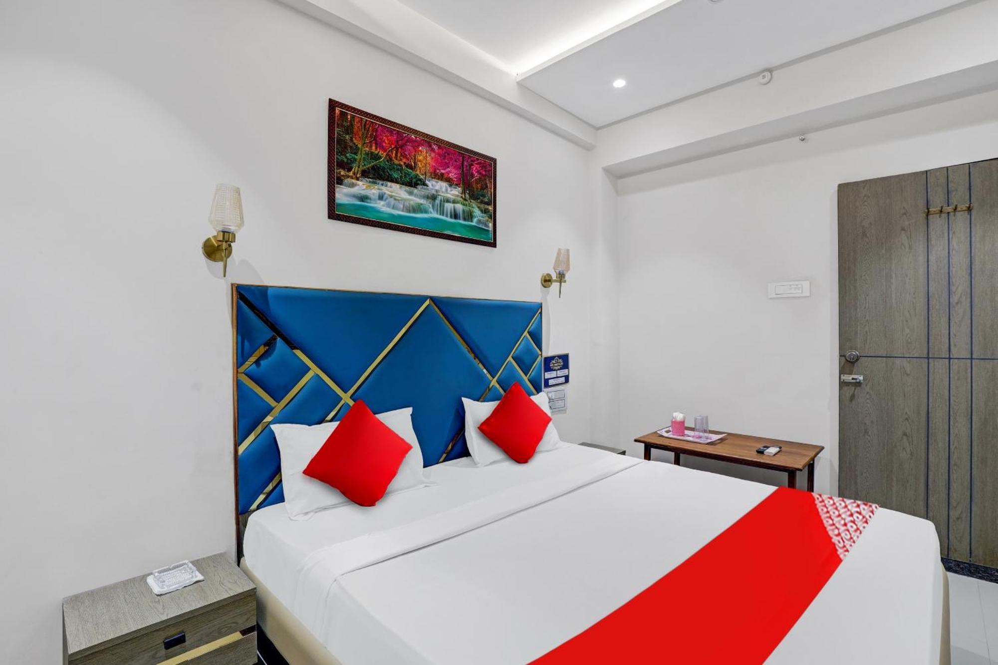 Hotel O Shree Palace Utrān Exterior photo